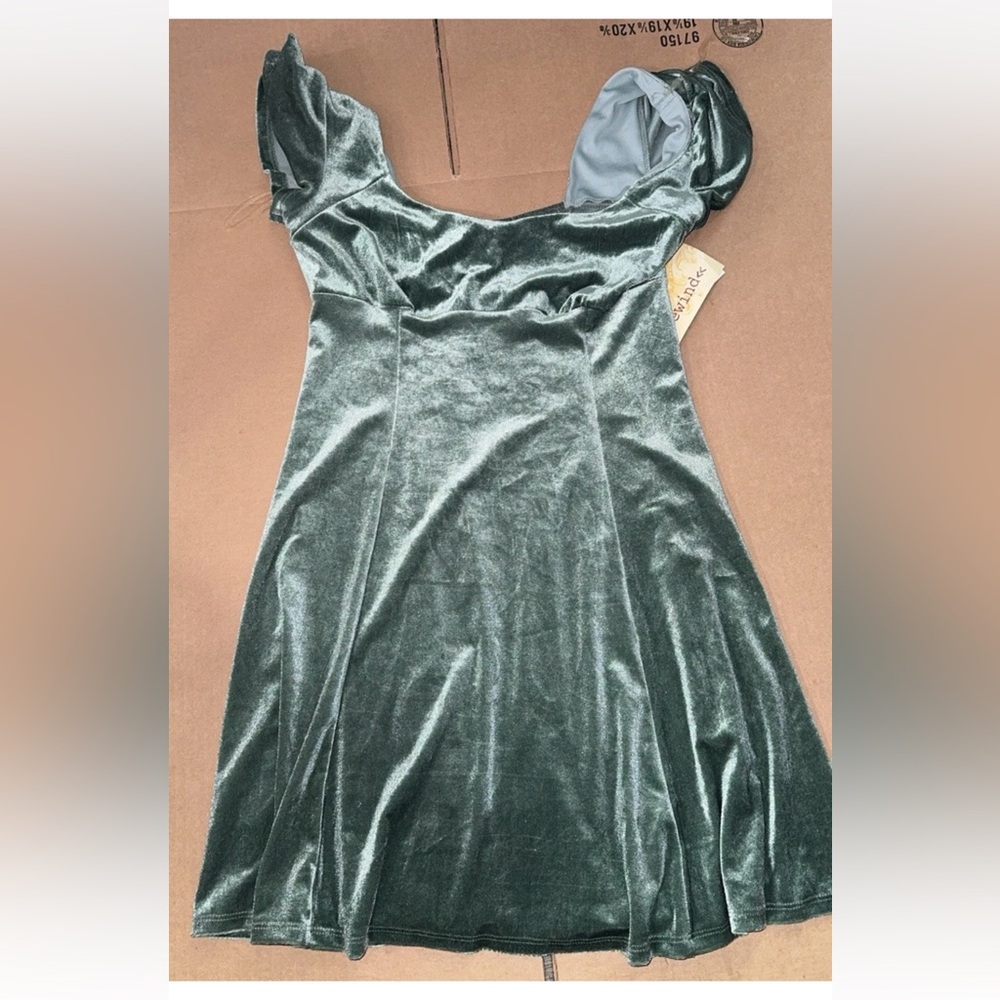 Rewind green Velvet Dress size large